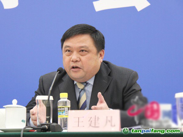 王建凡：環(huán)境保護稅法實現(xiàn)收費與征稅制度平穩(wěn)轉換